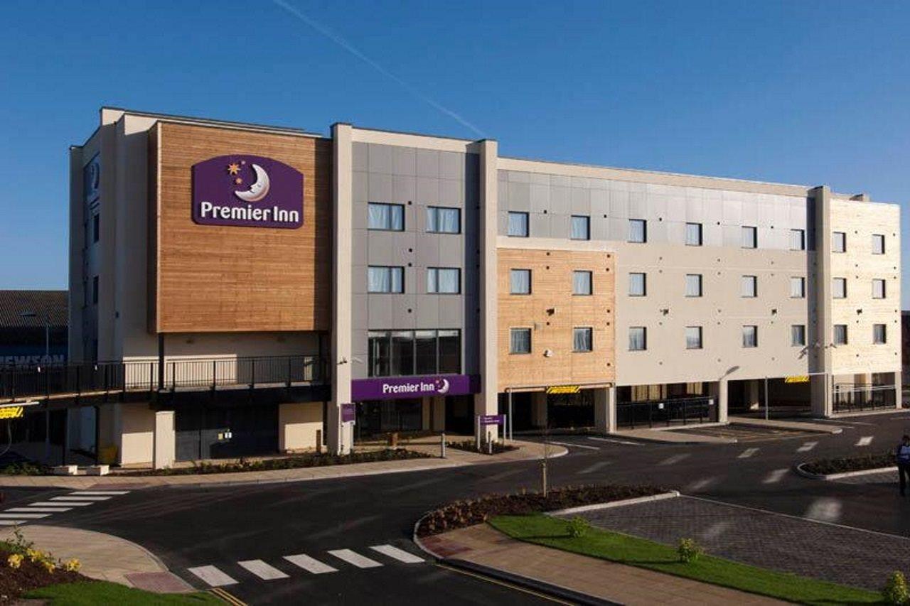 Premier Inn ニュートン・アボット エクステリア 写真