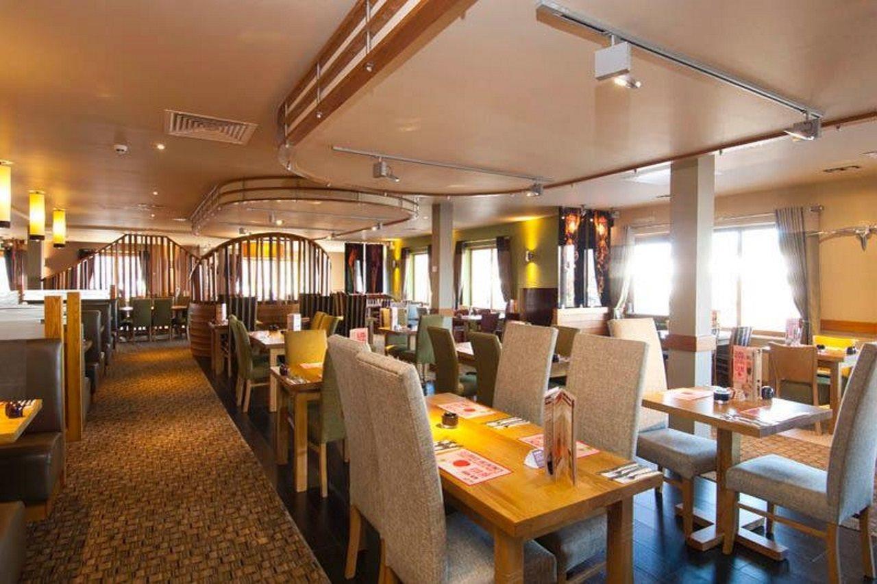 Premier Inn ニュートン・アボット エクステリア 写真